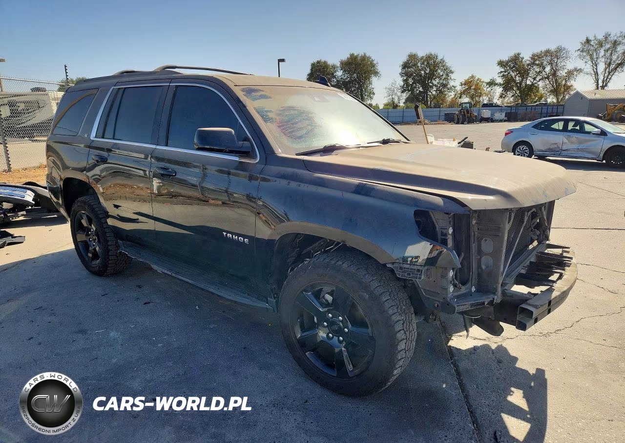 2018 Chevrolet Tahoe K1500 Lt VIN:1GNSKBKC9JR178192 - 4