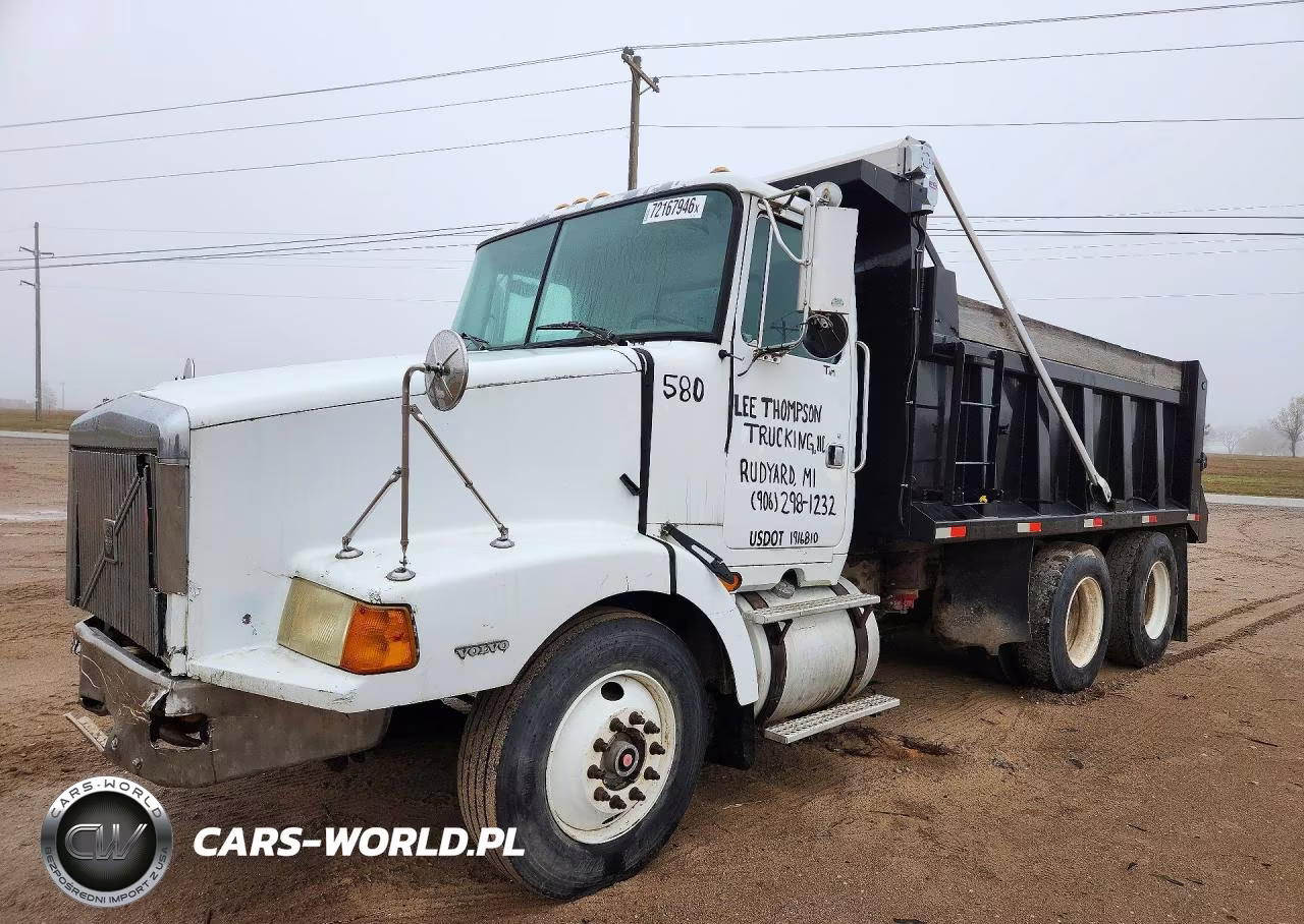 1996 Volvo Wca Dump Truck – zdjęcie 1 z 13