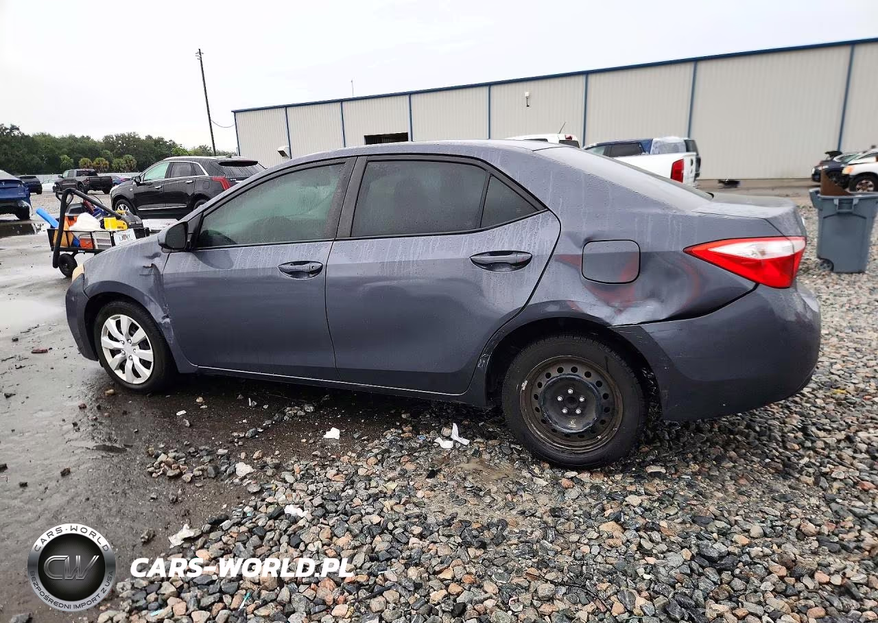 2015 Toyota Corolla Le VIN:5YFBURHE1FP326843 - 2