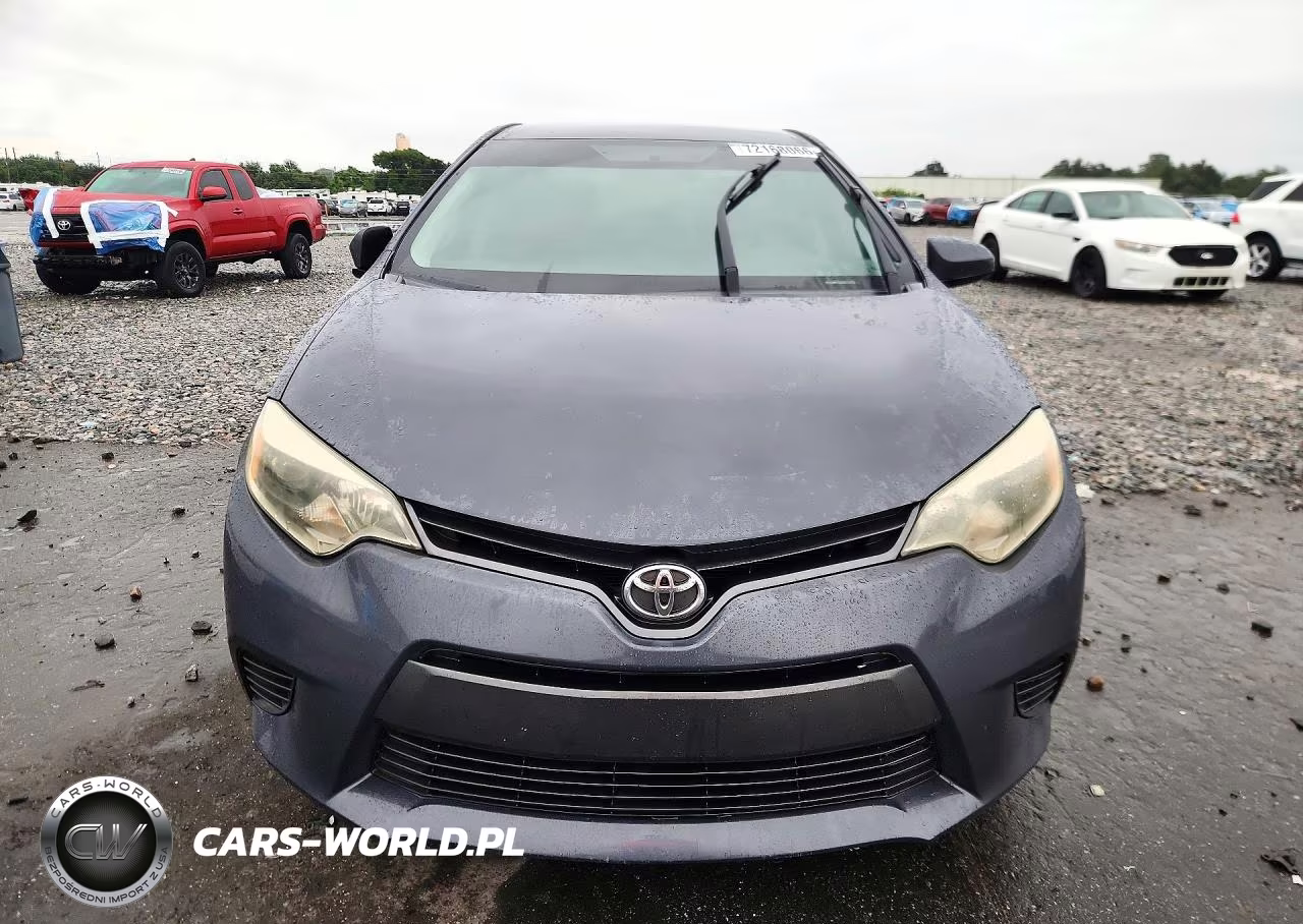 2015 Toyota Corolla Le VIN:5YFBURHE1FP326843 - 5