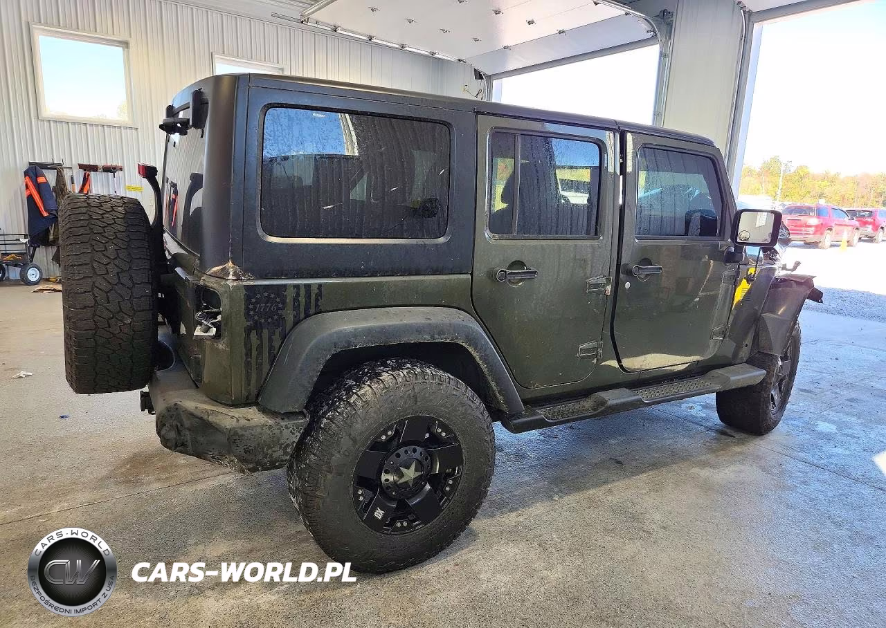 2015 Jeep Wrangler Unlimited Sport VIN:1C4BJWDG8FL539747 - 3