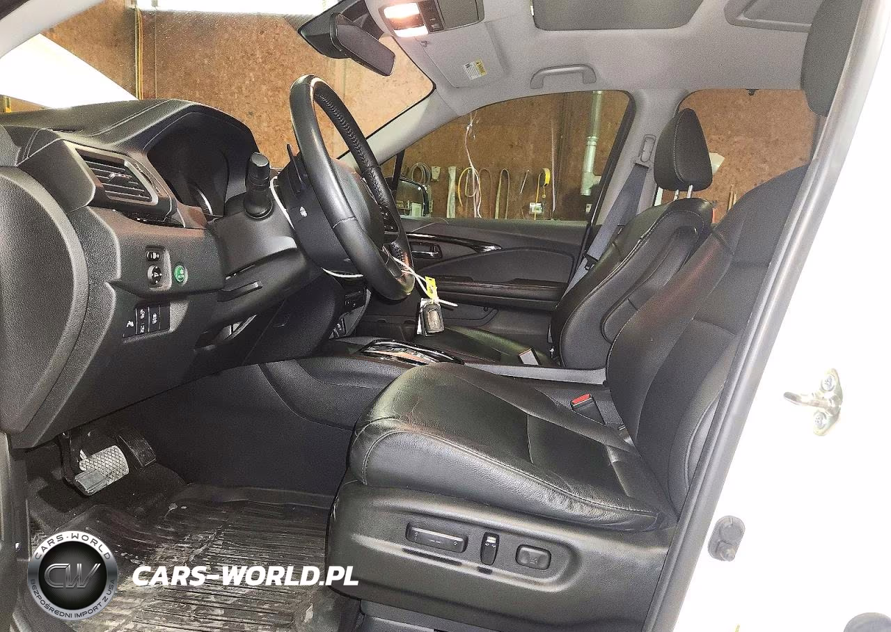 2020 Honda Pilot Touring VIN:5FNYF6H60LB034264 - 7