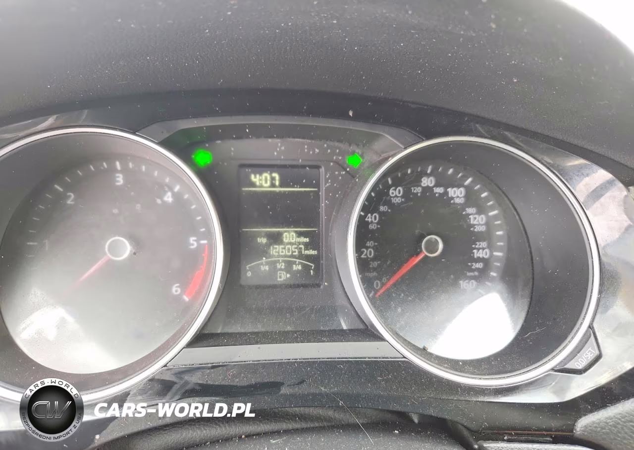 2015 Volkswagen Jetta Tdi VIN:3VWLA7AJ9FM263682 - 9