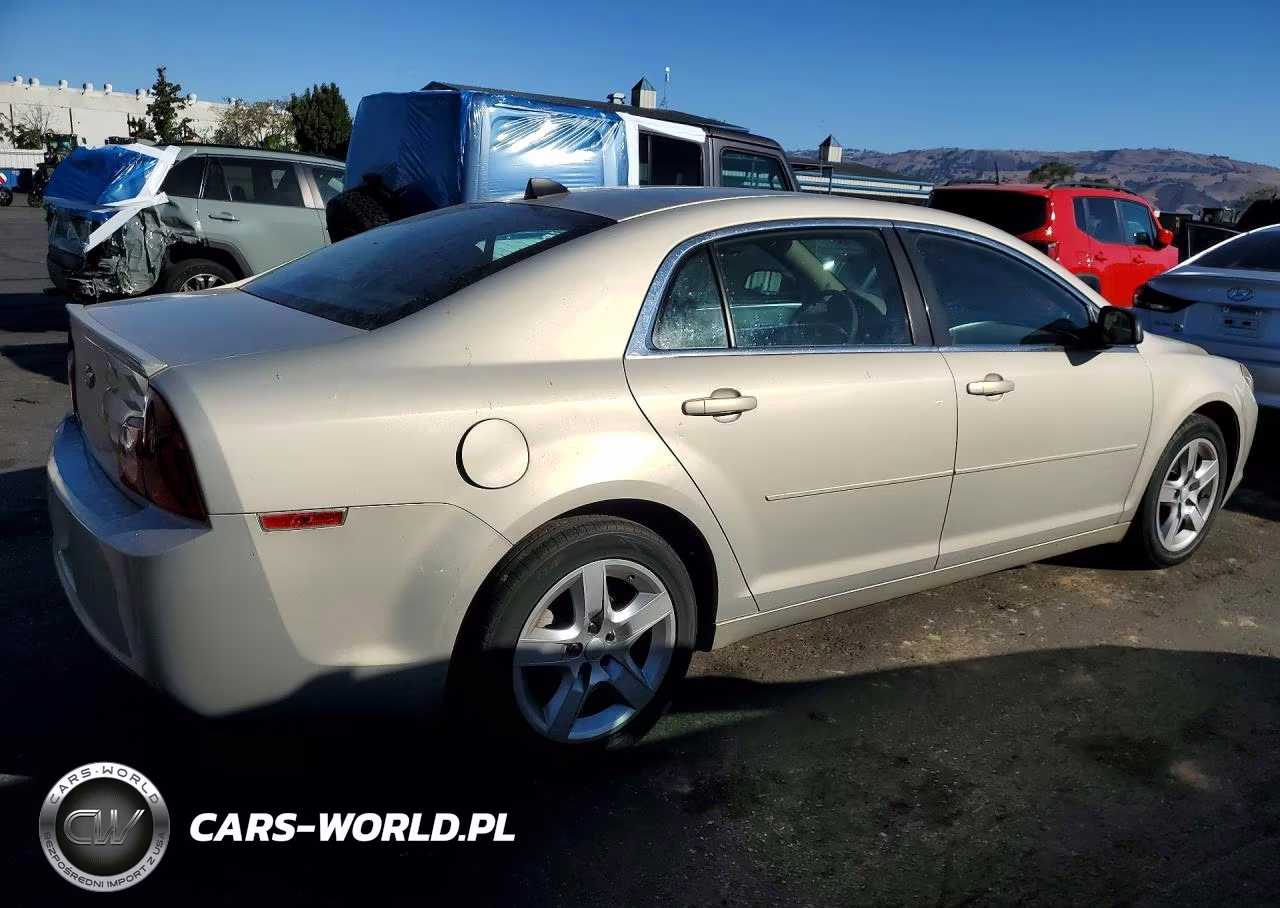 2012 Chevrolet Malibu Ls VIN:1G1ZB5E02CF153402 - 3