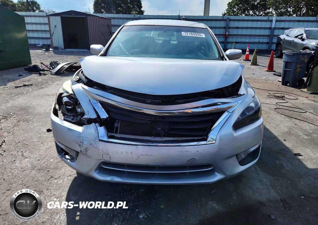 2015 Nissan Altima 2.5 S VIN:1N4AL3AP8FC273189 - 5