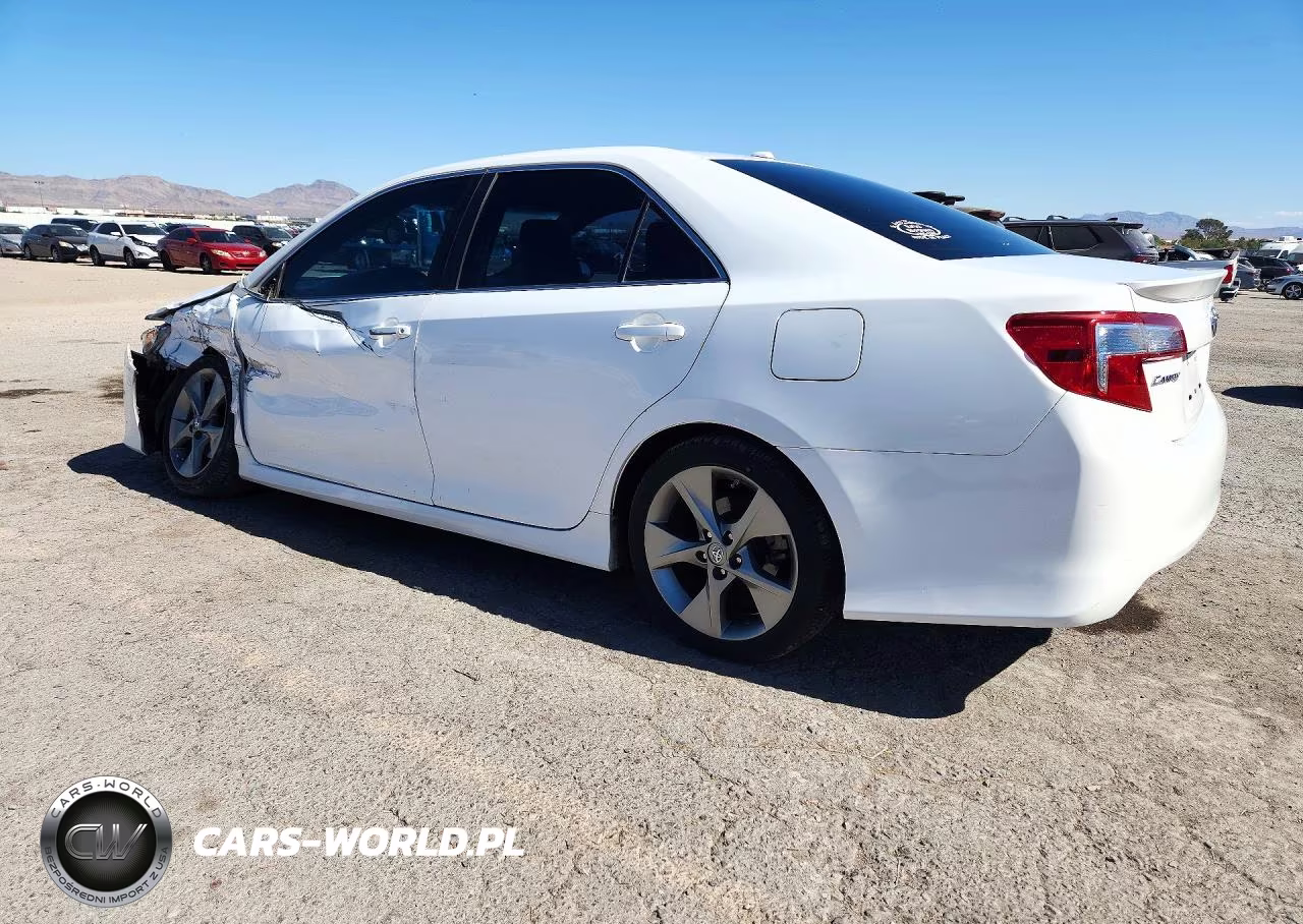 2014 Toyota Camry Se Sport VIN:4T1BF1FK4EU810443 - 2