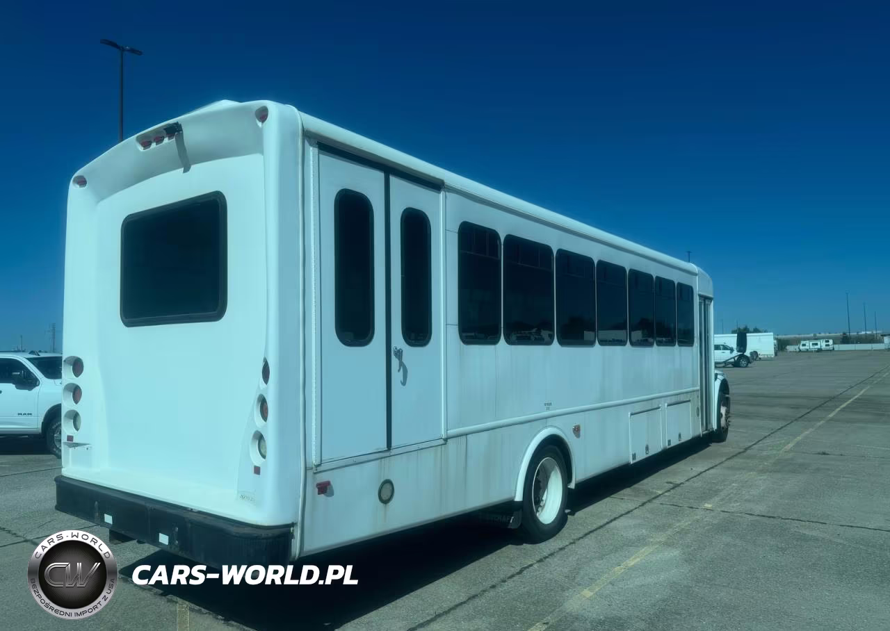 2015 Freightliner Chassis S-2 VIN:4UZADSDT6FCGS0091 - 4