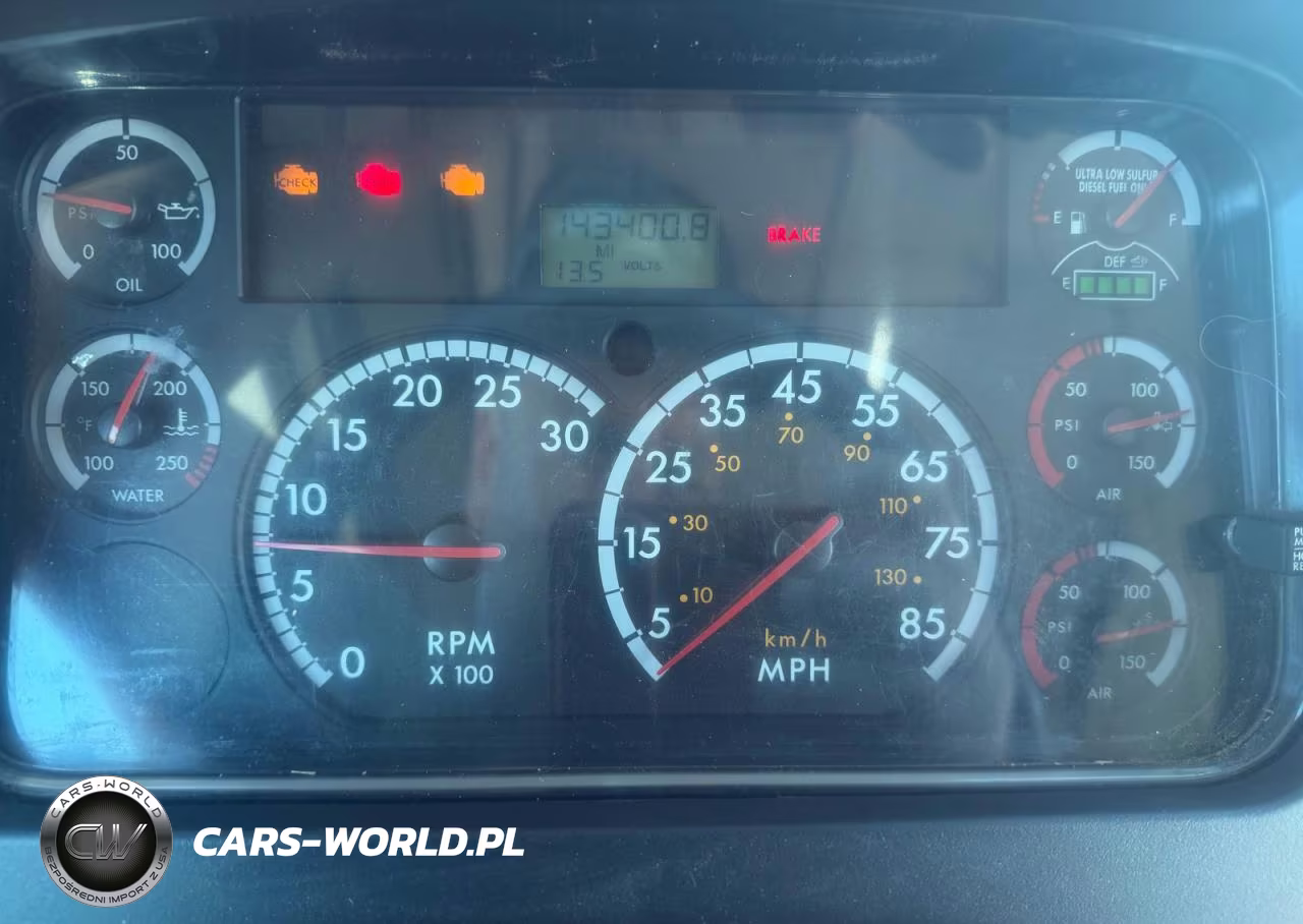 2015 Freightliner Chassis S-2 VIN:4UZADSDT6FCGS0091 - 8