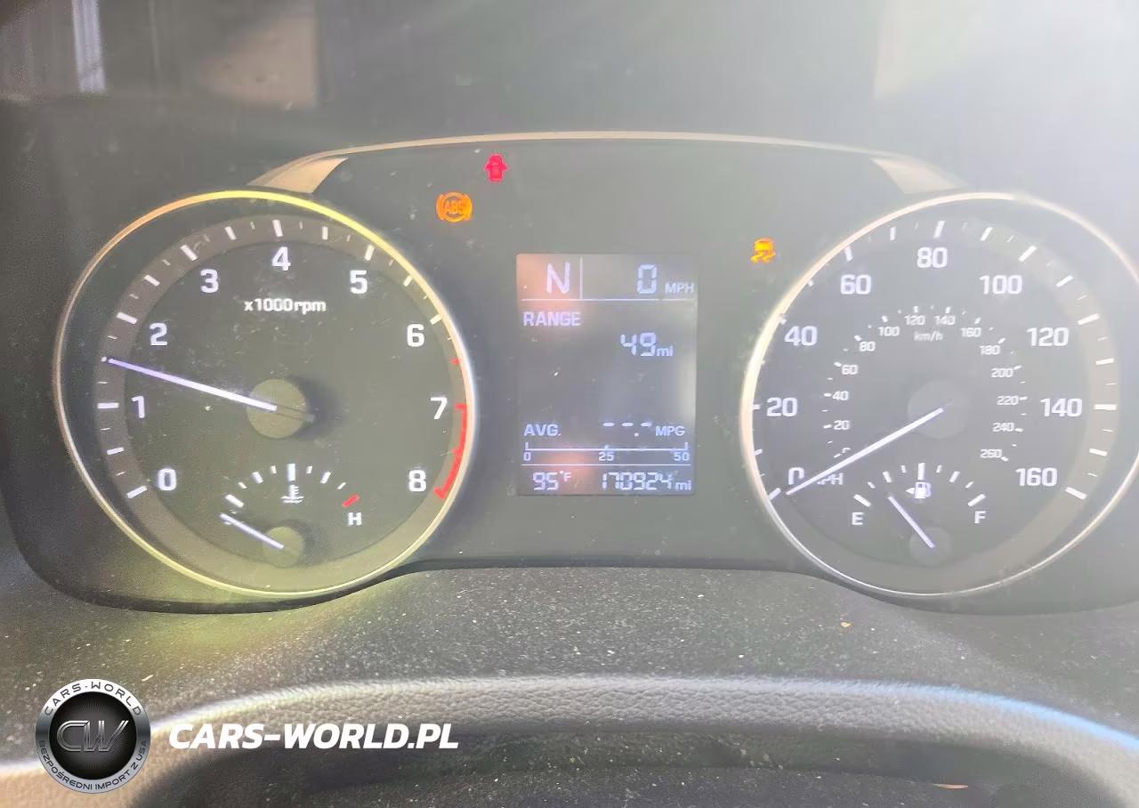 2017 Hyundai Elantra Se VIN:5NPD74LF4HH125618 - 9
