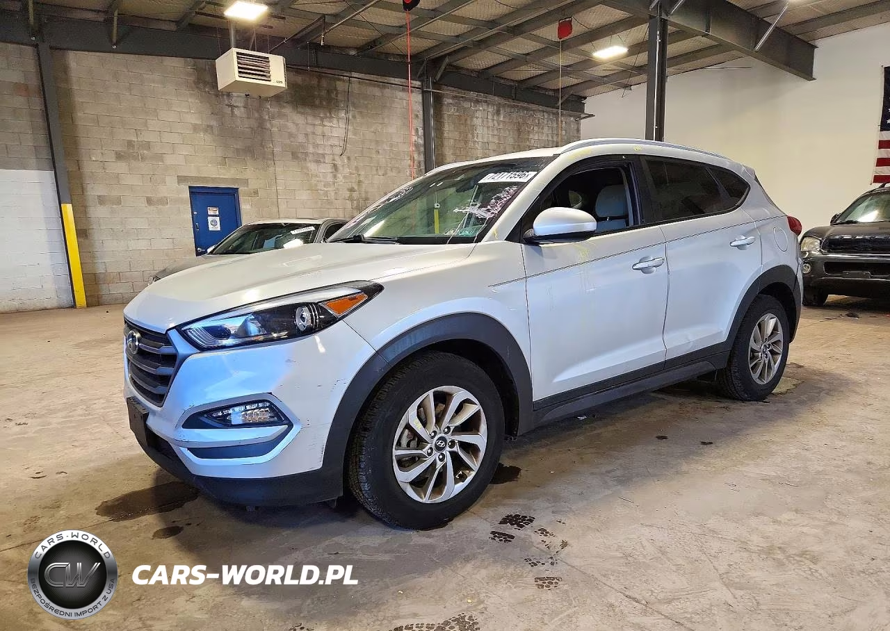 2016 Hyundai Tucson Se VIN:KM8J33A41GU107913 - 1