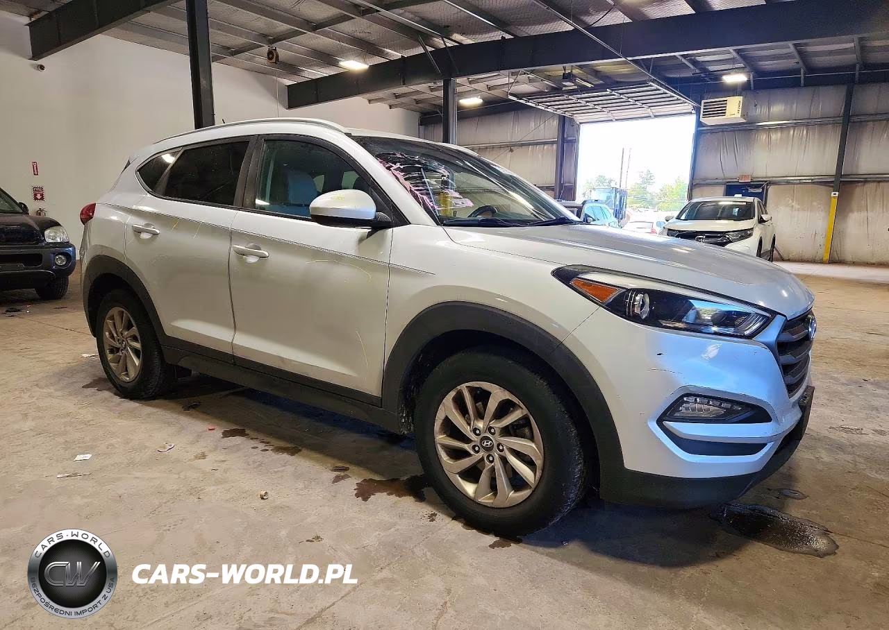 2016 Hyundai Tucson Se VIN:KM8J33A41GU107913 - 4