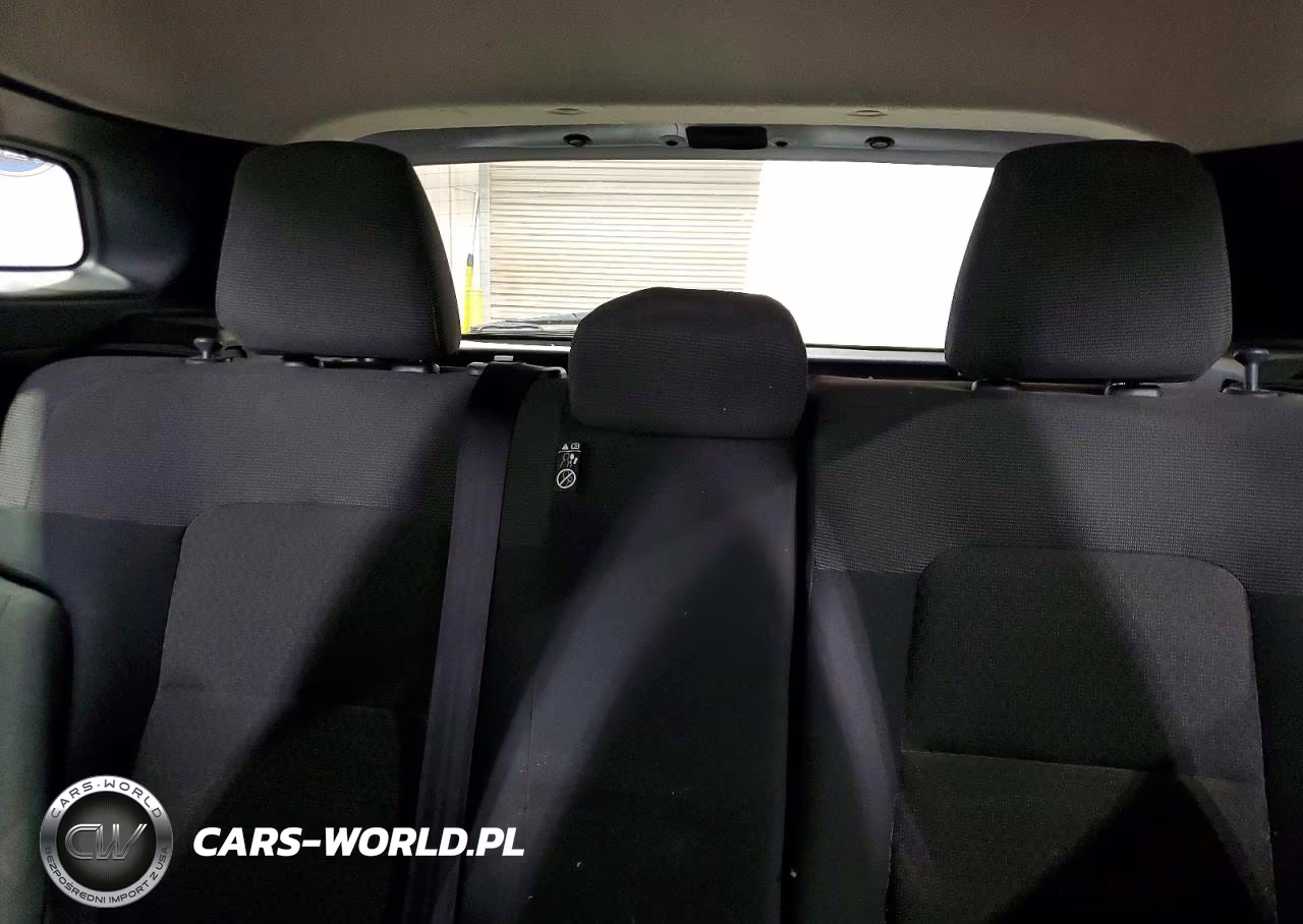 2025 Nissan Kicks S VIN:3N8AP6BA4SL351982 - 10