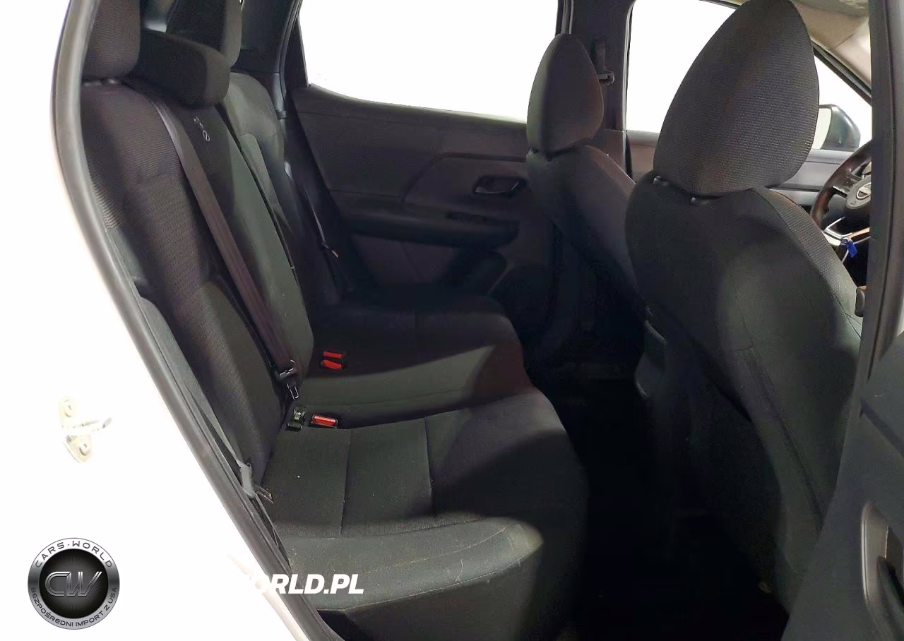 2025 Nissan Kicks S VIN:3N8AP6BA4SL351982 - 11