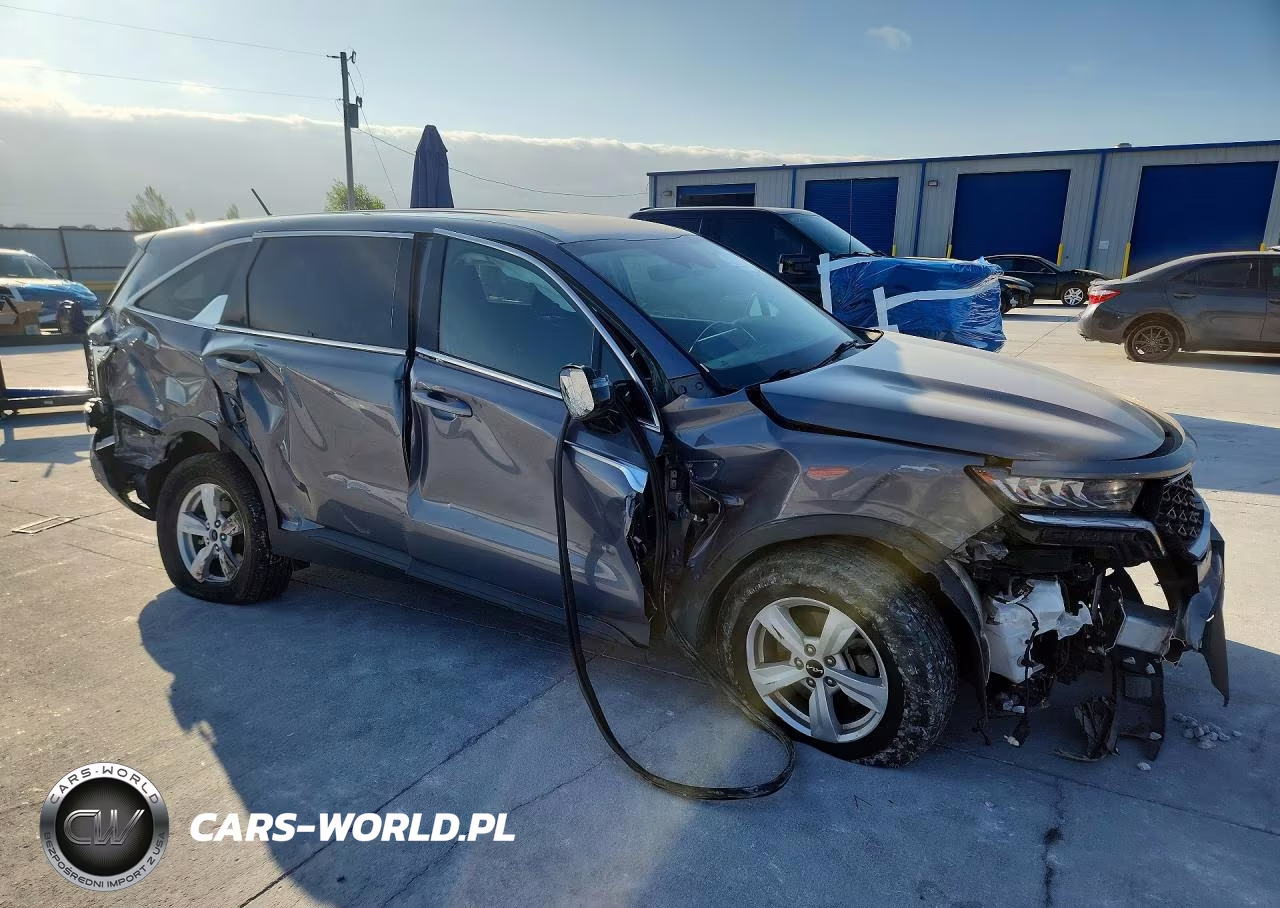 2023 Kia Sorento Lx VIN:5XYRG4LC6PG167970 - 4