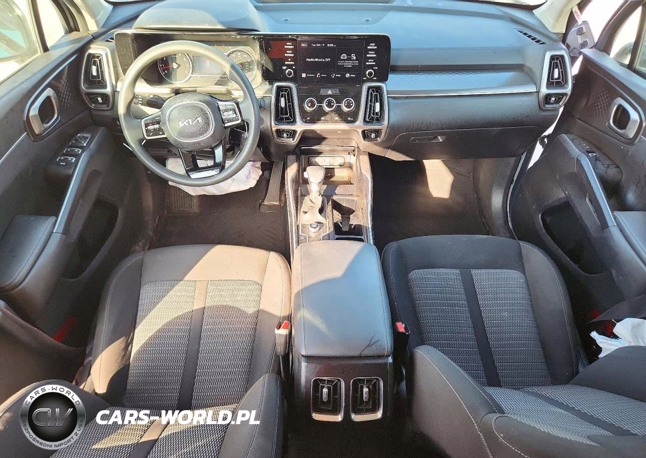 2023 Kia Sorento Lx VIN:5XYRG4LC6PG167970 - 8