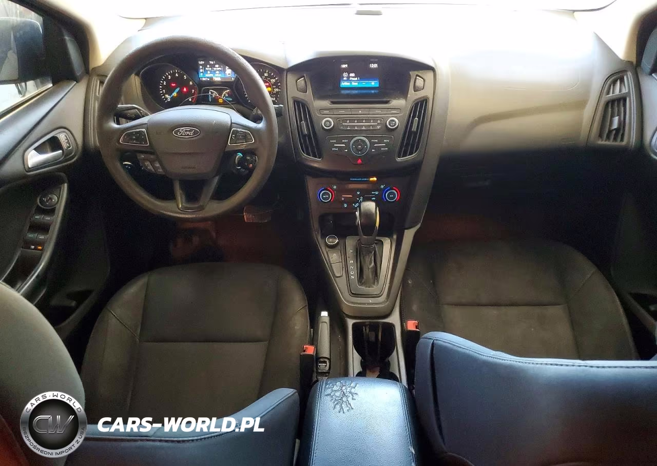 2017 Ford Focus Se VIN:1FADP3FEXHL305975 - 8