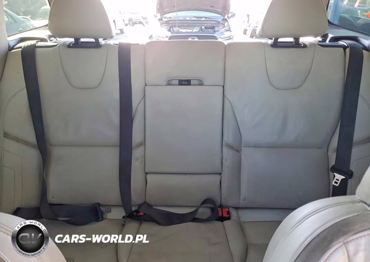 2015 Volvo Xc60 T6 Platinum VIN:YV449MDV3F2713814 - 10