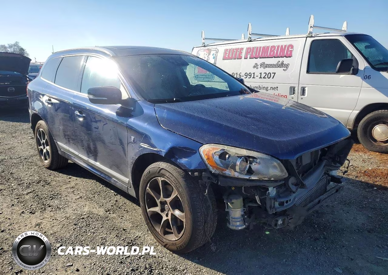 2015 Volvo Xc60 T6 Platinum VIN:YV449MDV3F2713814 - 4