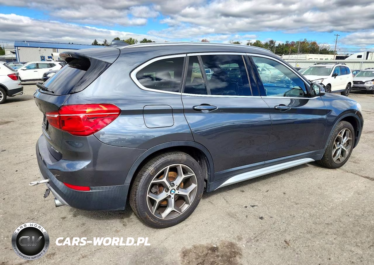 2018 BMW X1 xDrive28I VIN:WBXHT3C37J5L33983 - 3