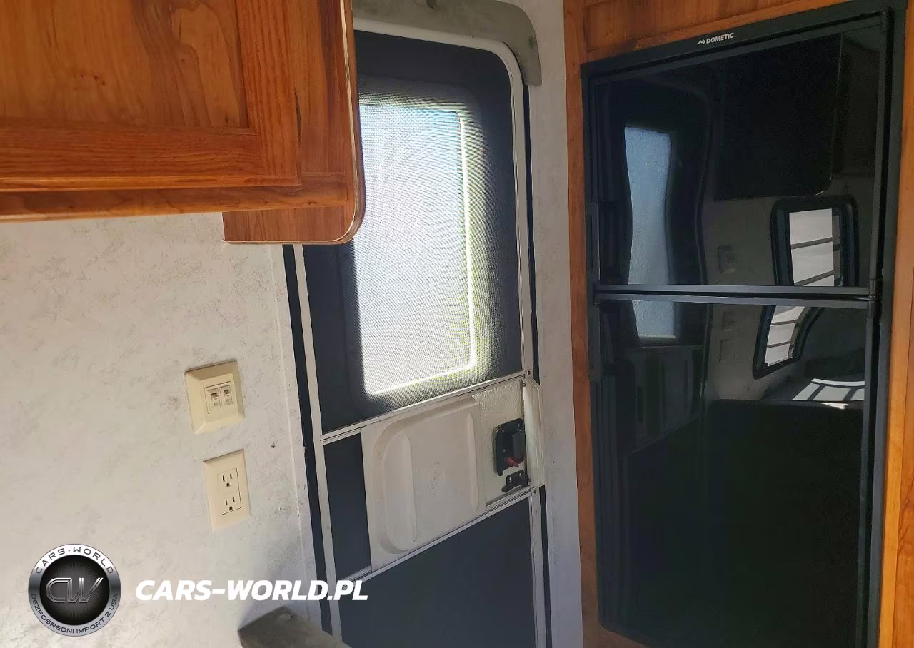 1999 Skyline Nomad Camper VIN:1SN200M22XB000917 - 7