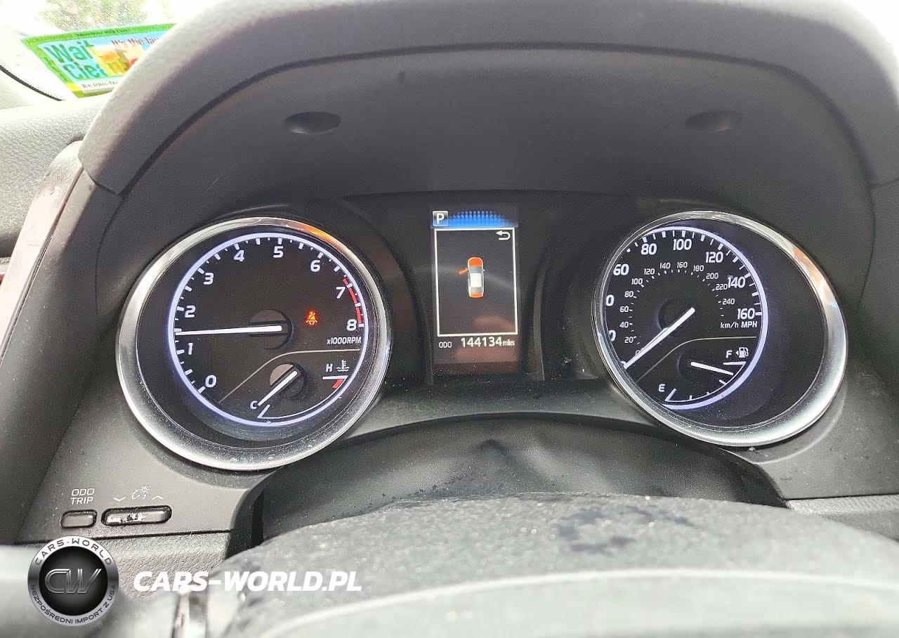 2019 Toyota Camry Le VIN:4T1B11HK4KU197201 - 9