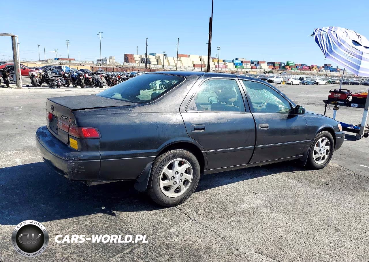 1997 Toyota Camry Xle V6 VIN:JT2BF22K9V0072073 - 3
