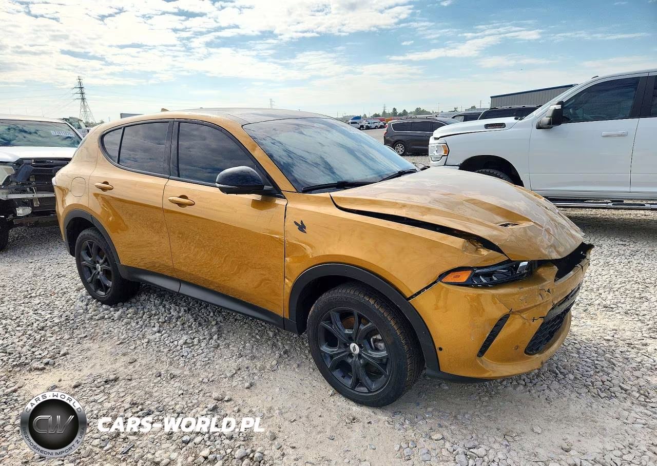 2023 Dodge Hornet Gt Plus VIN:ZACNDFBN9P3A06686 - 4