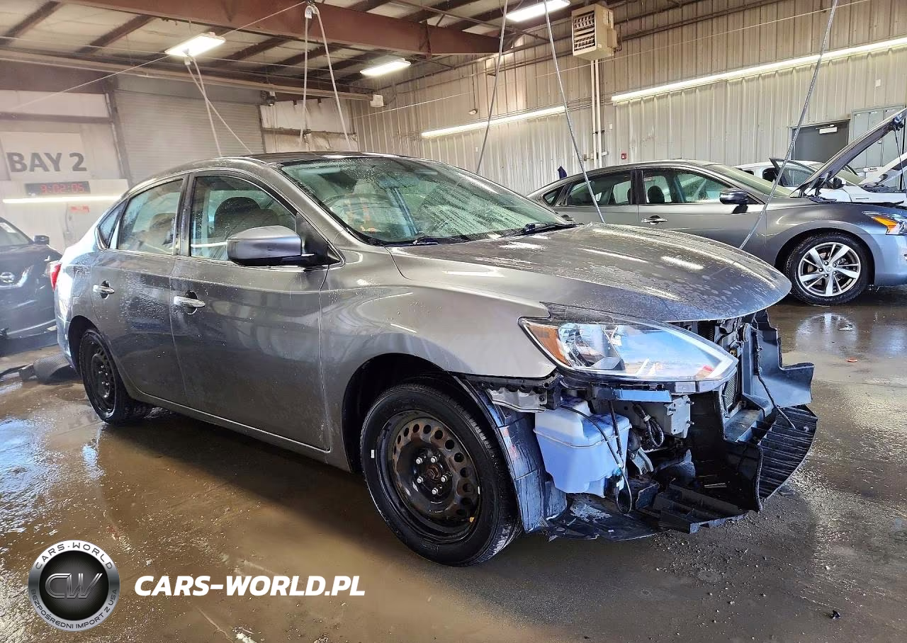 2018 Nissan Sentra S VIN:3N1AB7AP2JY285720 - 4