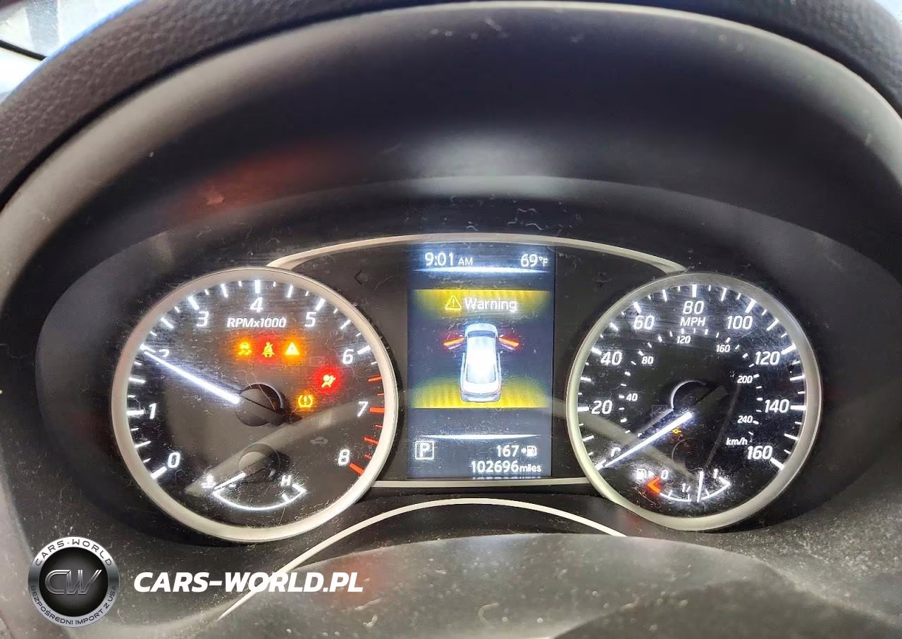 2018 Nissan Sentra S VIN:3N1AB7AP2JY285720 - 9