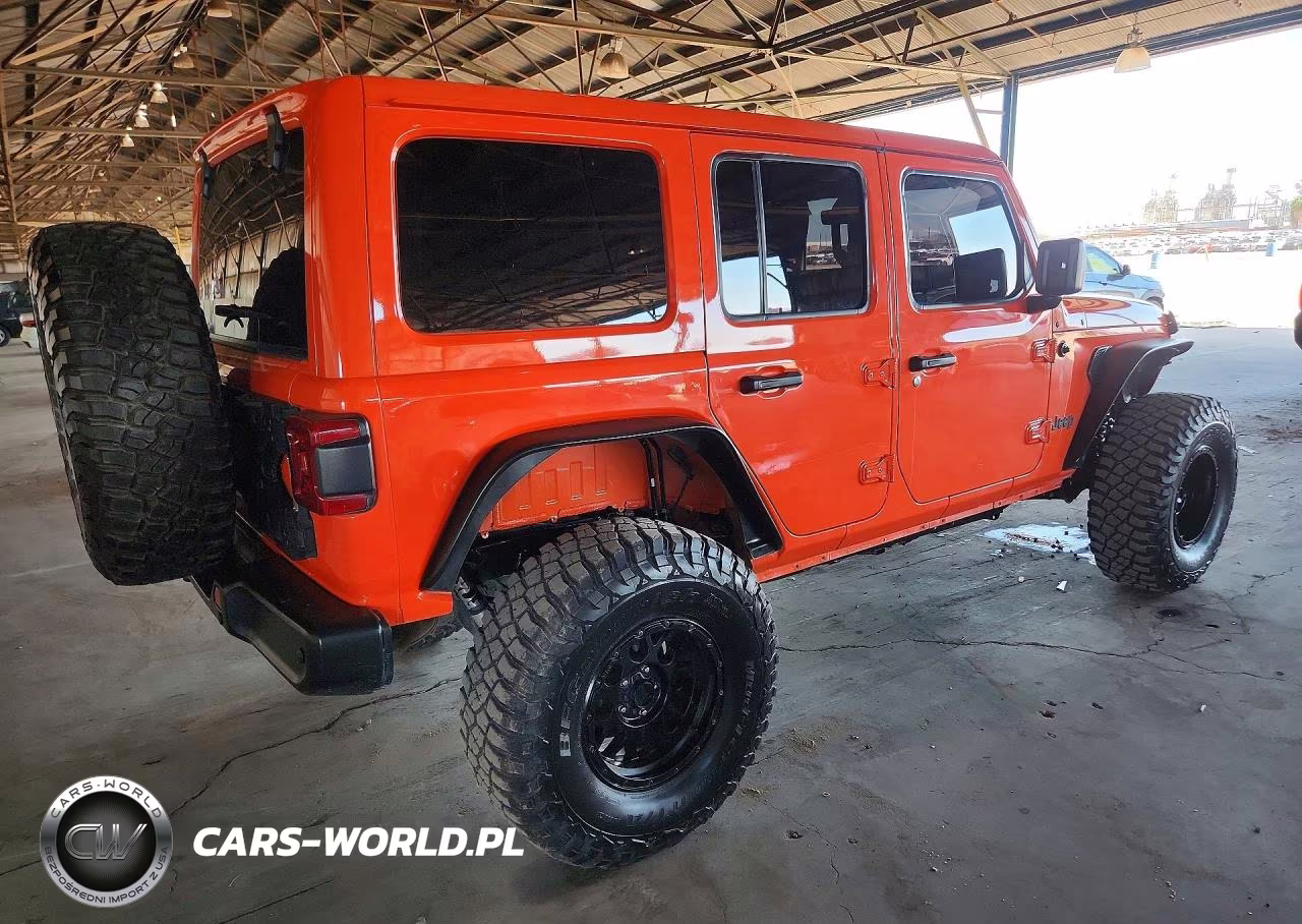 2019 Jeep Wrangler Unlimited Sahara VIN:1C4HJXEG6KW575511 - 3