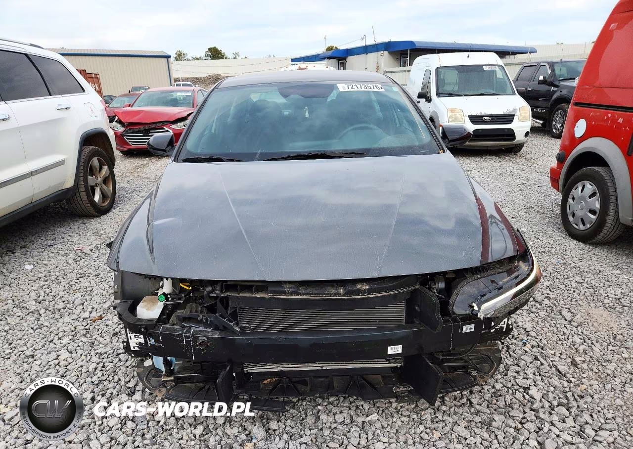 2025 Hyundai Elantra Sel Sport VIN:KMHLM4DG3SU948576 - 5