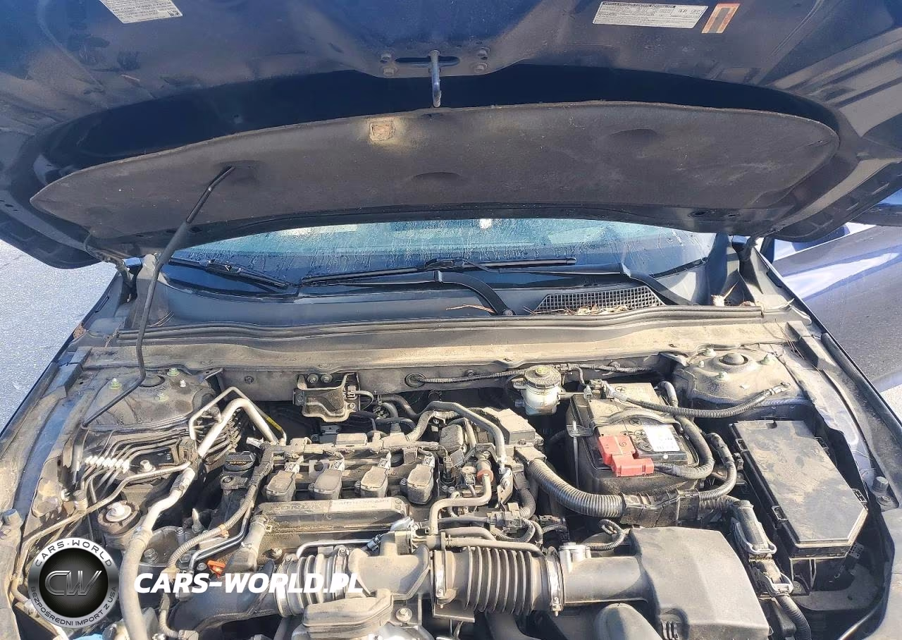 2018 Honda Accord Touring VIN:1HGCV1F93JA107888 - 11