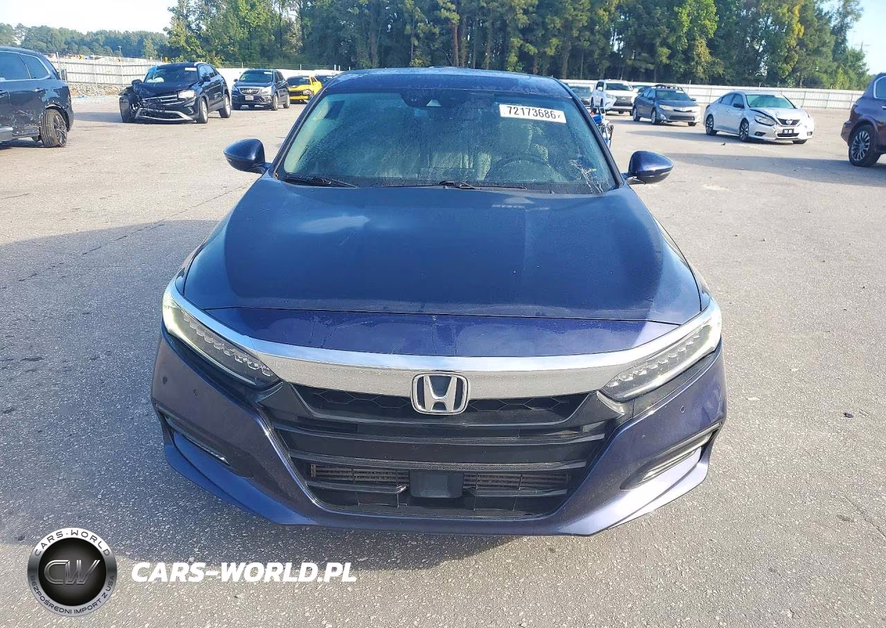 2018 Honda Accord Touring VIN:1HGCV1F93JA107888 - 5