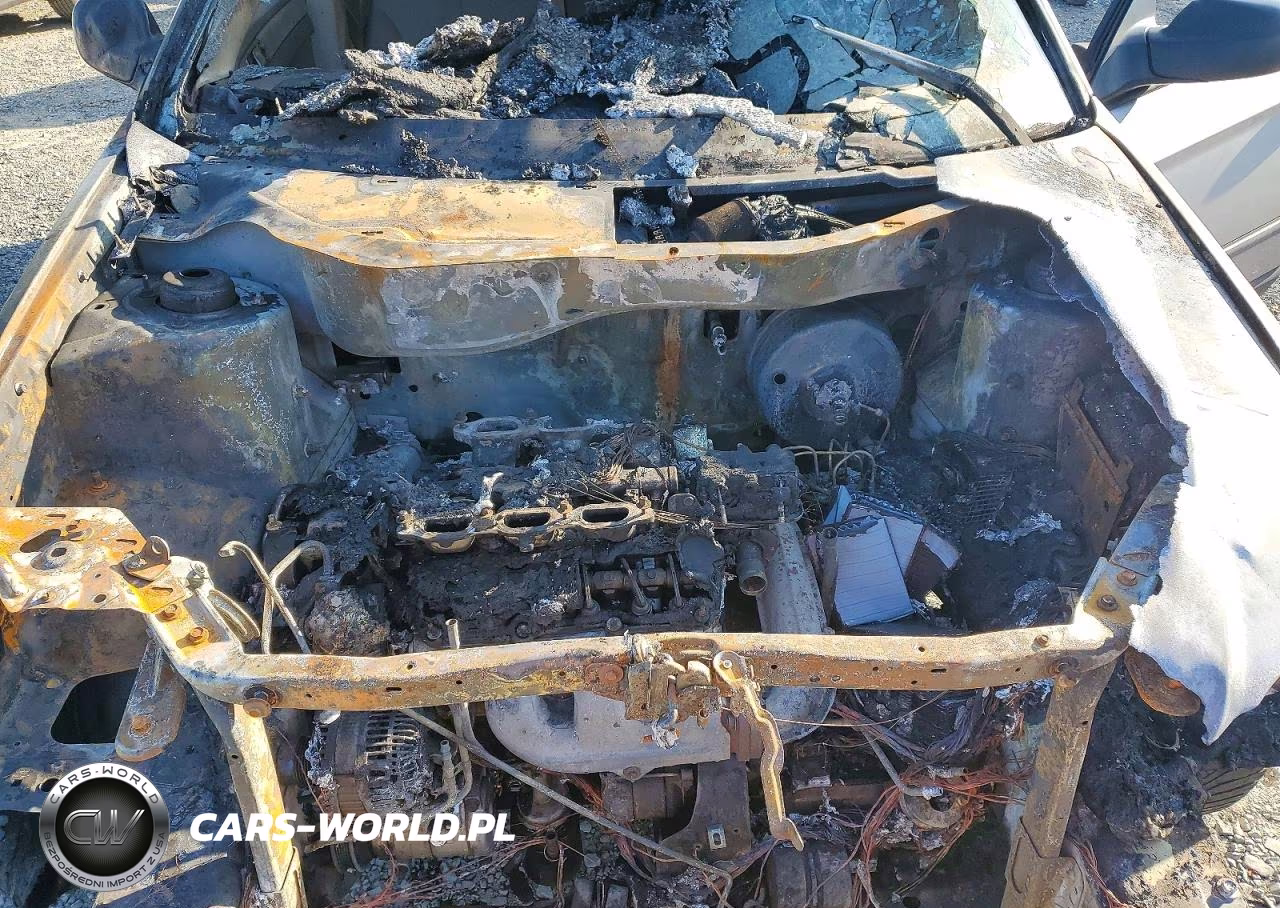 2005 Chrysler Pacifica VIN:2C4GM48L25R377094 - 12