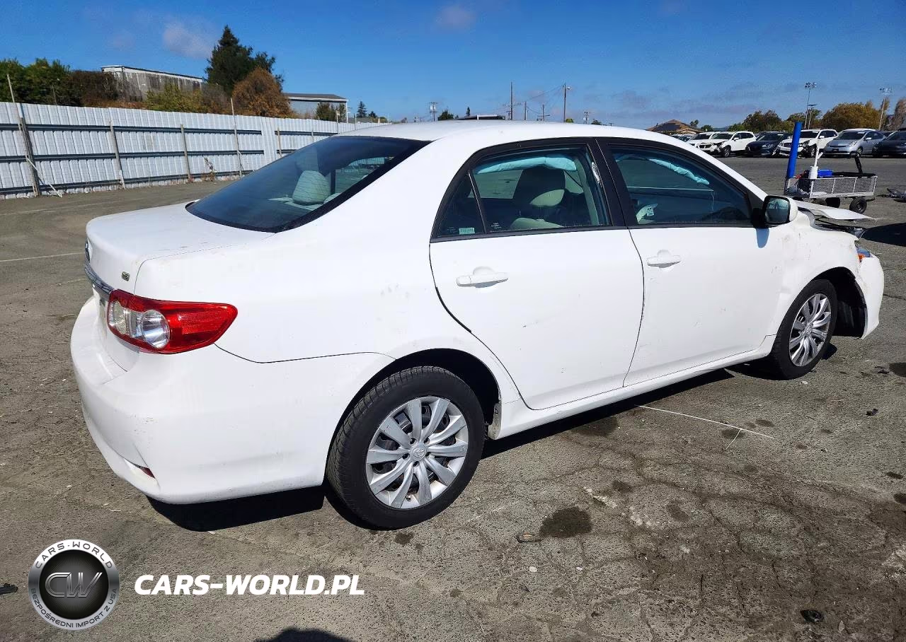 2012 Toyota Corolla Le VIN:2T1BU4EE7CC805657 - 3