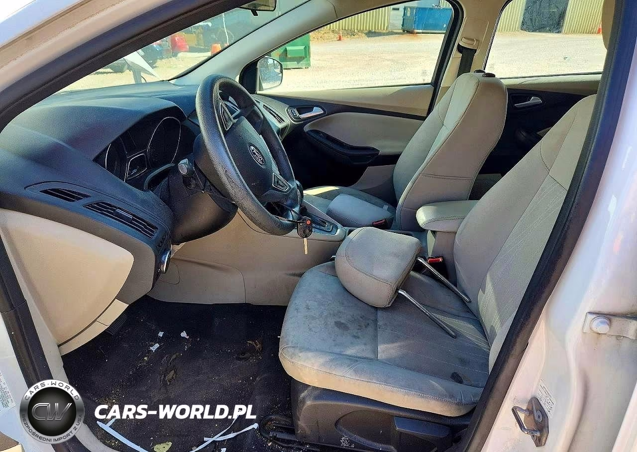 2015 Ford Focus Se VIN:1FADP3K23FL270656 - 7