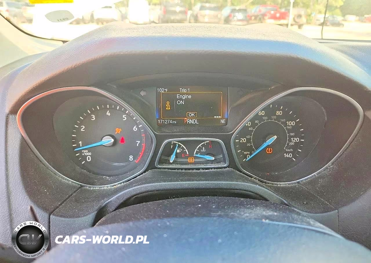 2015 Ford Focus Se VIN:1FADP3K23FL270656 - 9