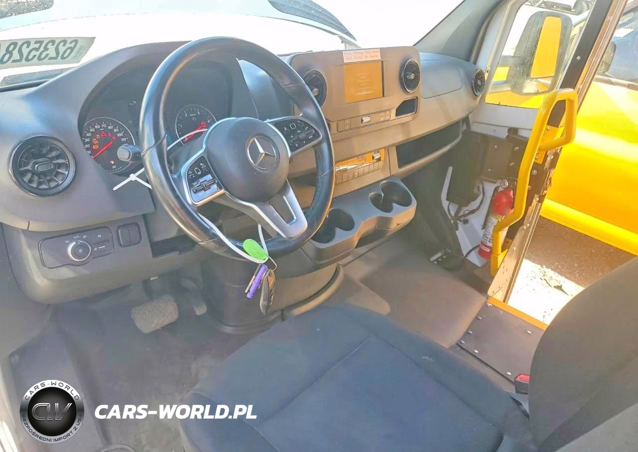 2023 Mercedes-Benz Sprinter 4500 VIN:W1X9K2312PN227527 - 8