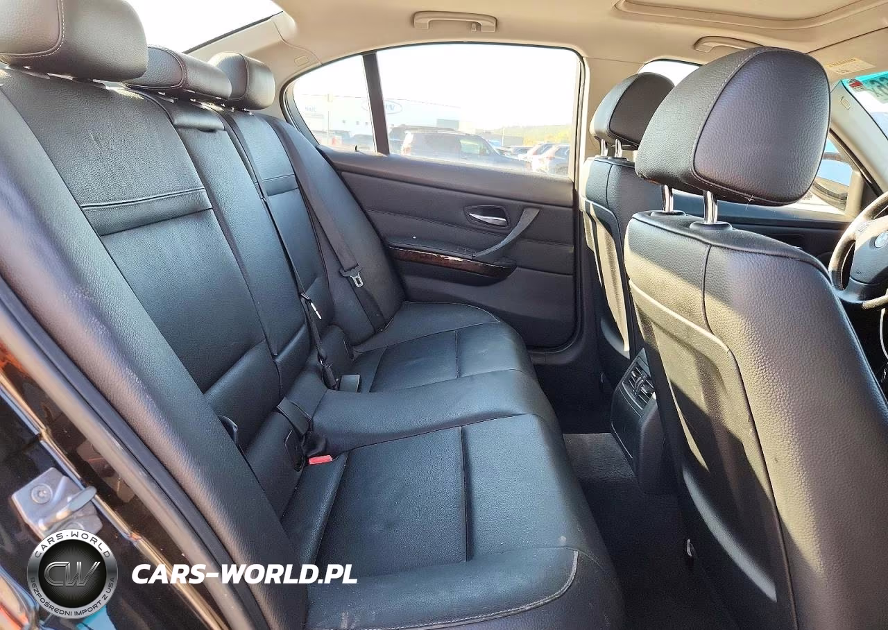 2011 BMW 328 Xi VIN:WBAPK7C51BA819540 - 10