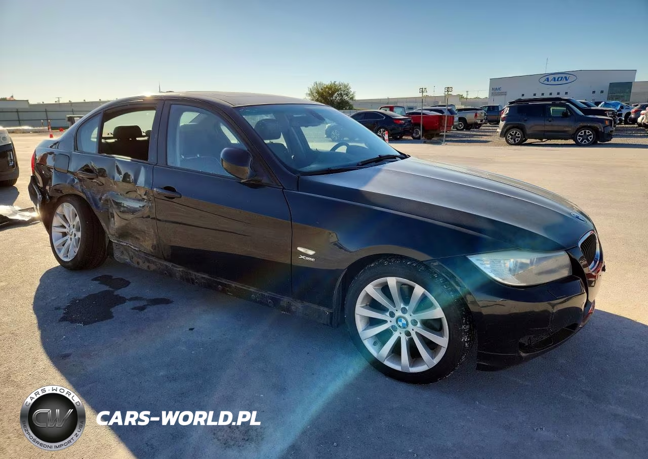 2011 BMW 328 Xi VIN:WBAPK7C51BA819540 - 4