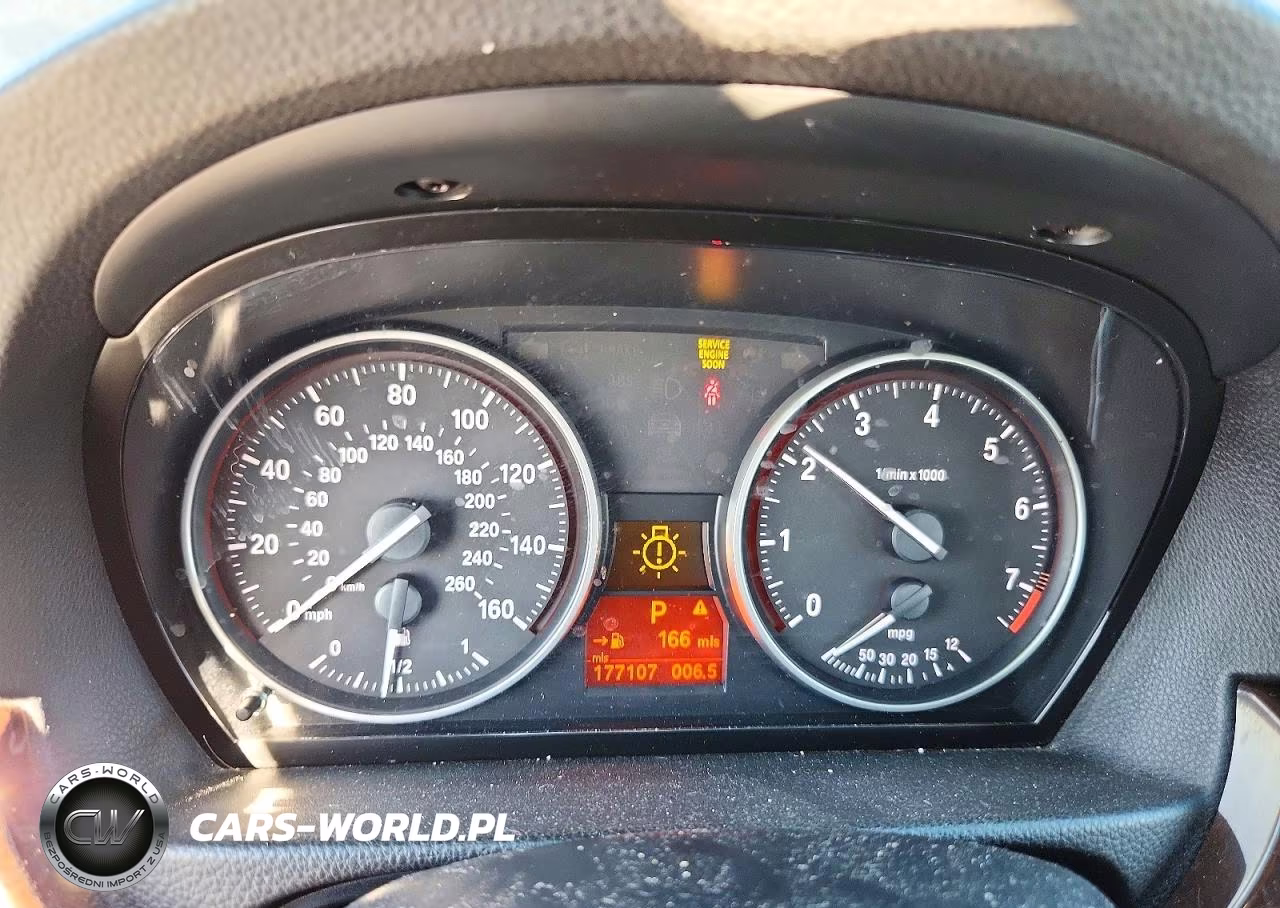2011 BMW 328 Xi VIN:WBAPK7C51BA819540 - 9