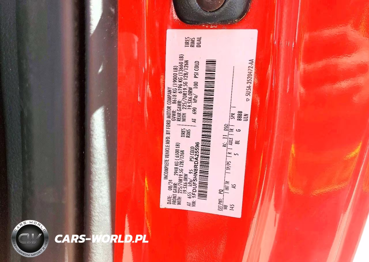 2024 Ford F550 Super Duty VIN:1FDUF5HN8RDA25596 - 11