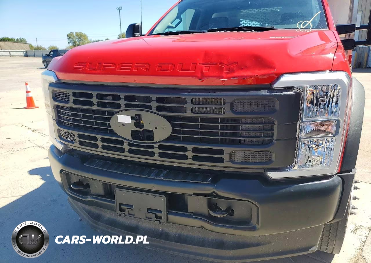 2024 Ford F550 Super Duty VIN:1FDUF5HN8RDA25596 - 13