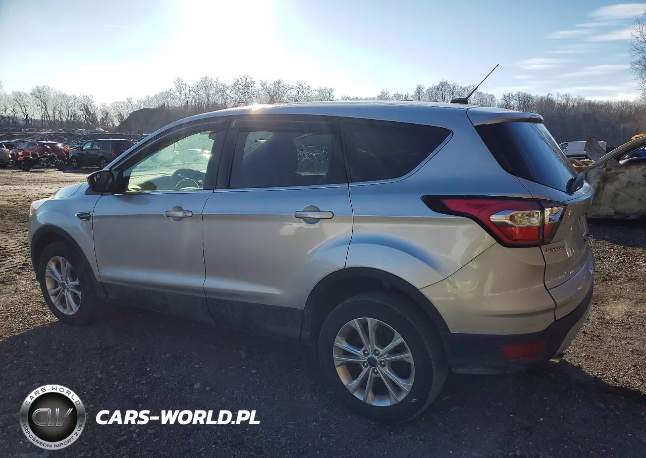 2017 Ford Escape Se VIN:1FMCU9GD4HUE62284 - 2