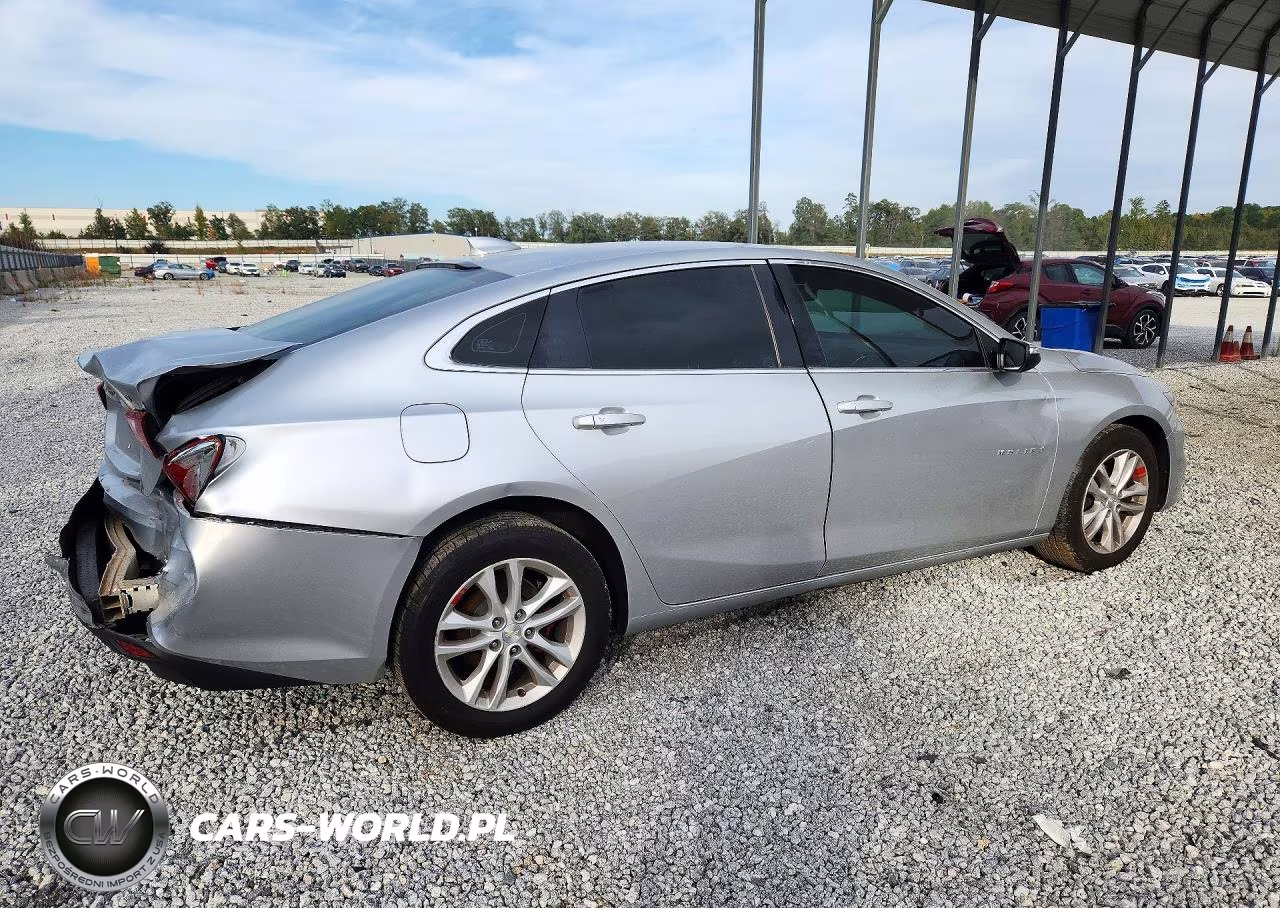 2017 Chevrolet Malibu Lt VIN:1G1ZE5ST9HF139509 - 3