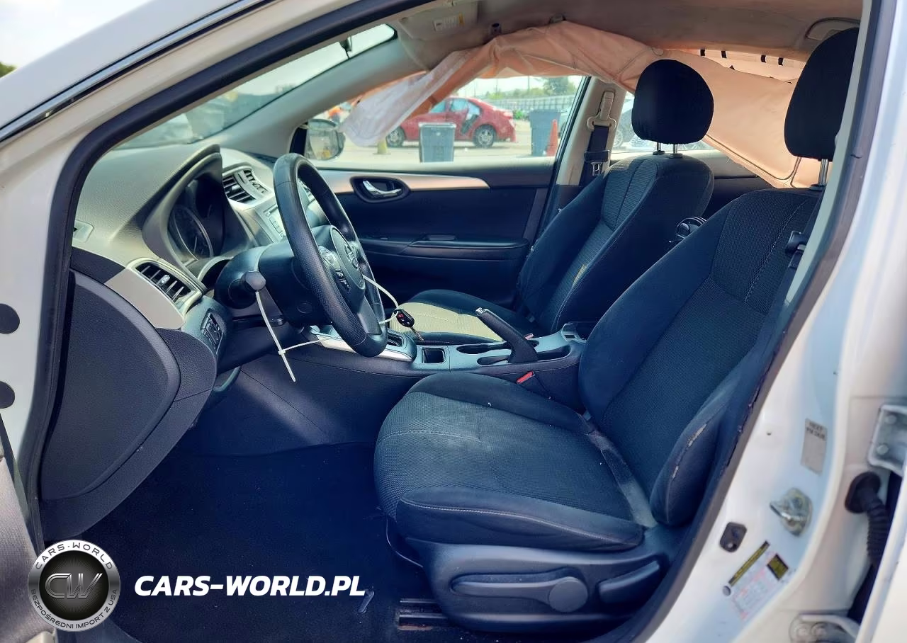 2018 Nissan Sentra S VIN:3N1AB7AP5JY332450 - 7