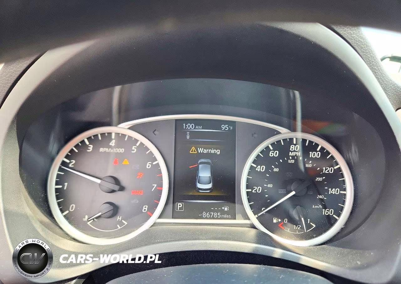 2018 Nissan Sentra S VIN:3N1AB7AP5JY332450 - 9
