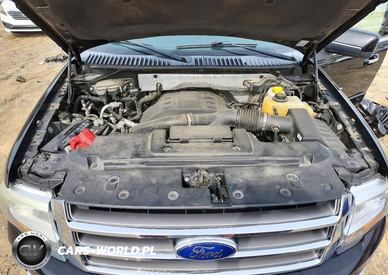 2016 Ford Expedition Limited VIN:1FMJU2AT3GEF13085 - 12