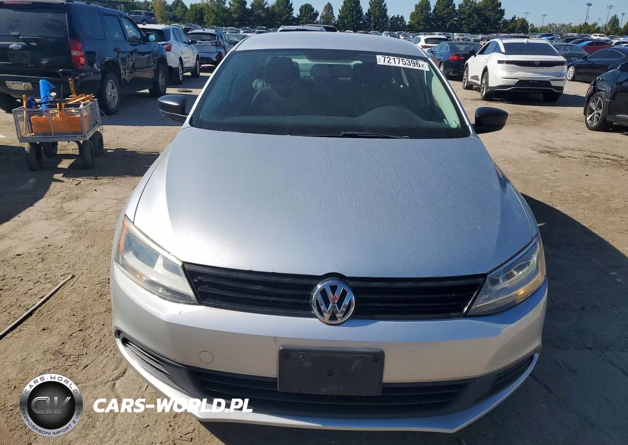 2012 Volkswagen Jetta Base VIN:3VW1K7AJ1CM353280 - 5
