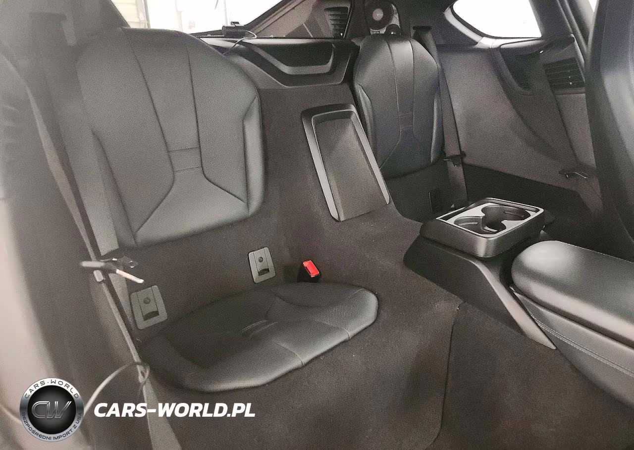 2015 BMW I8 2D Coupe VIN:WBY2Z2C50FV392652 - 10